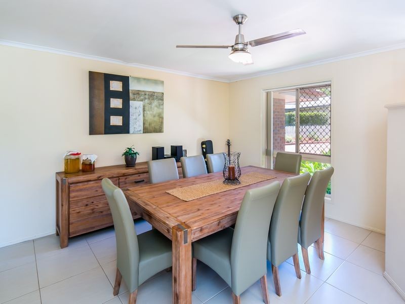 12 Glenwood Court, Birkdale QLD 4159