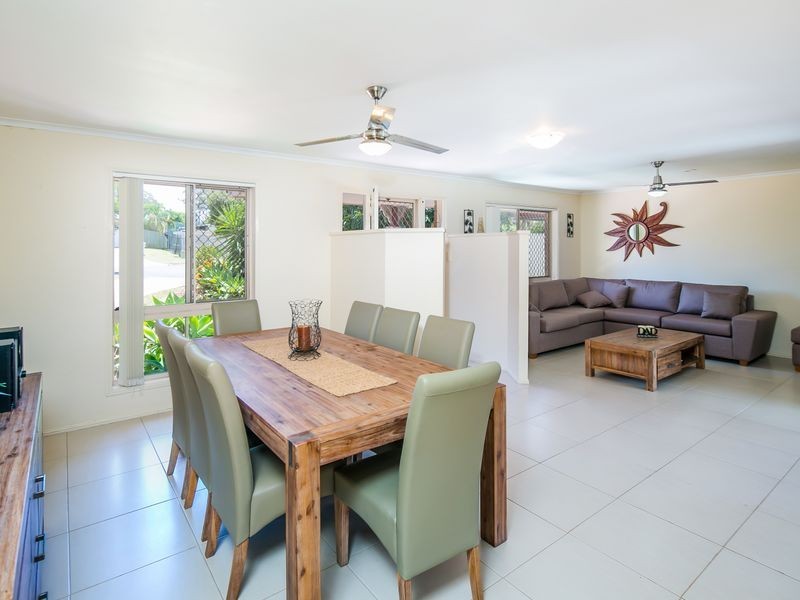 12 Glenwood Court, Birkdale QLD 4159