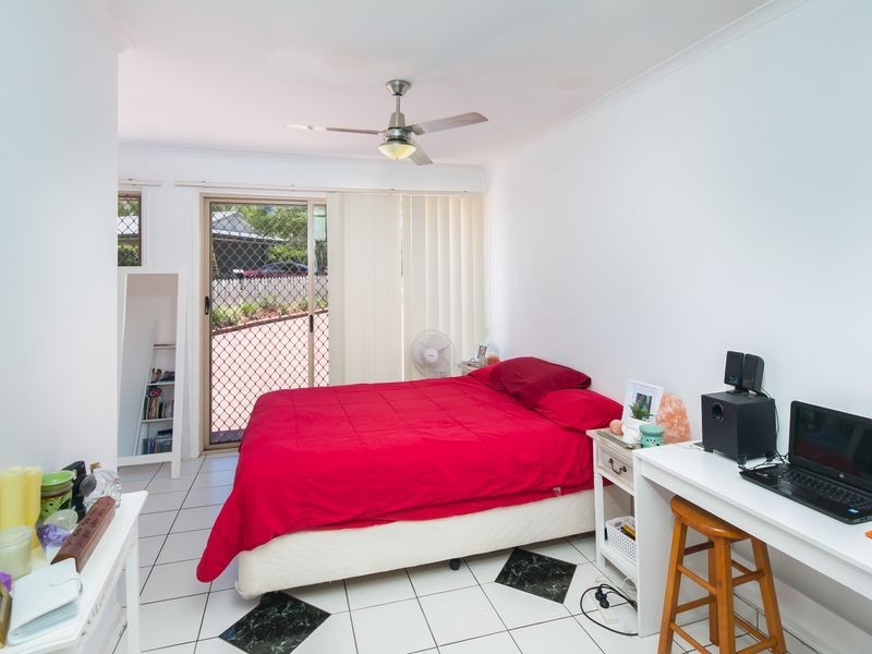 12 Glenwood Court, Birkdale QLD 4159