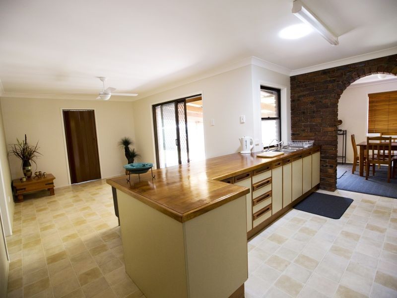 76 Murray Street, Birkdale QLD 4159