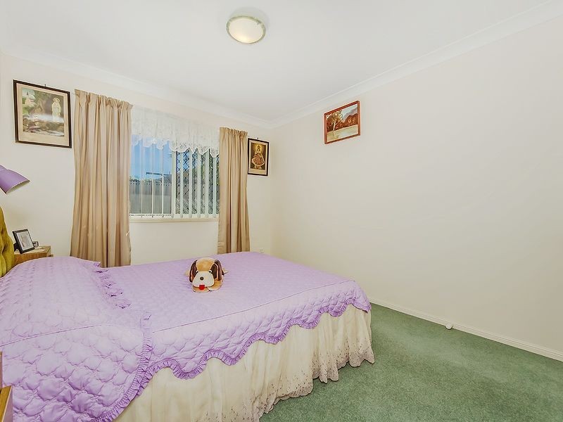 12 Hooper Street, Birkdale QLD 4159