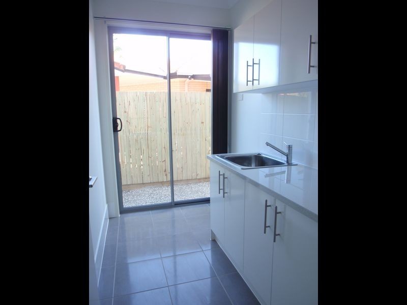 2/18A Nelson Street, Ormiston QLD 4160