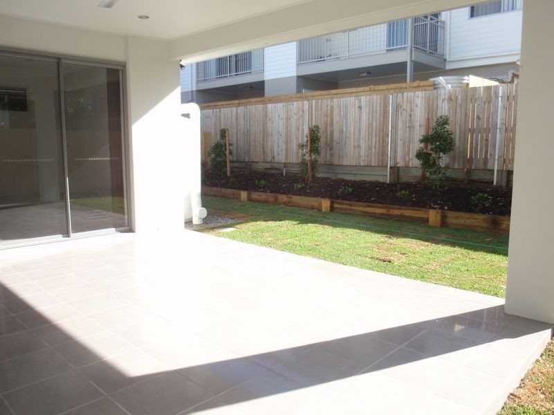 2/18A Nelson Street, Ormiston QLD 4160