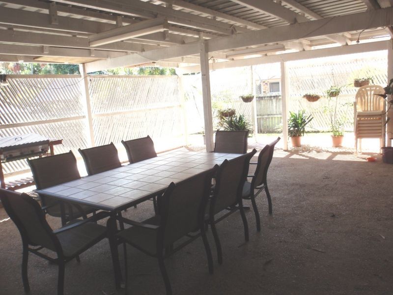 654 Main Road, Wellington Point QLD 4160