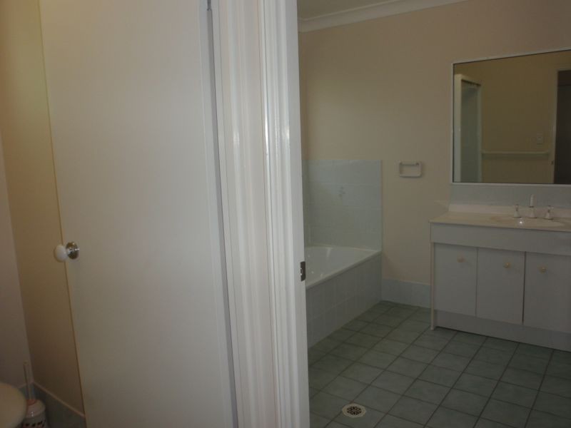 654 Main Road, Wellington Point QLD 4160