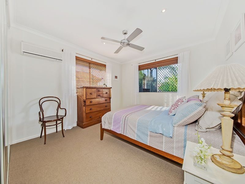 16 Ruth Street, Birkdale QLD 4159