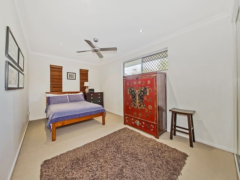 16 Ruth Street, Birkdale QLD 4159