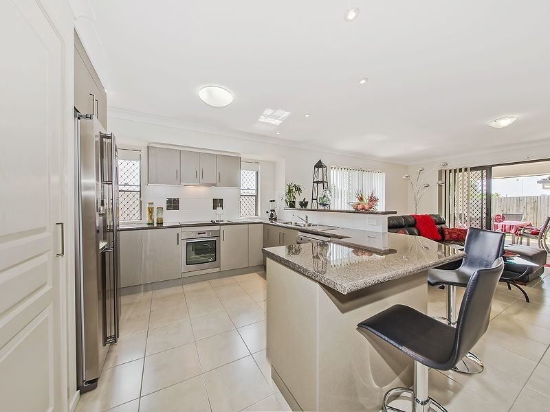 2 Deanna Court, Wellington Point QLD 4160