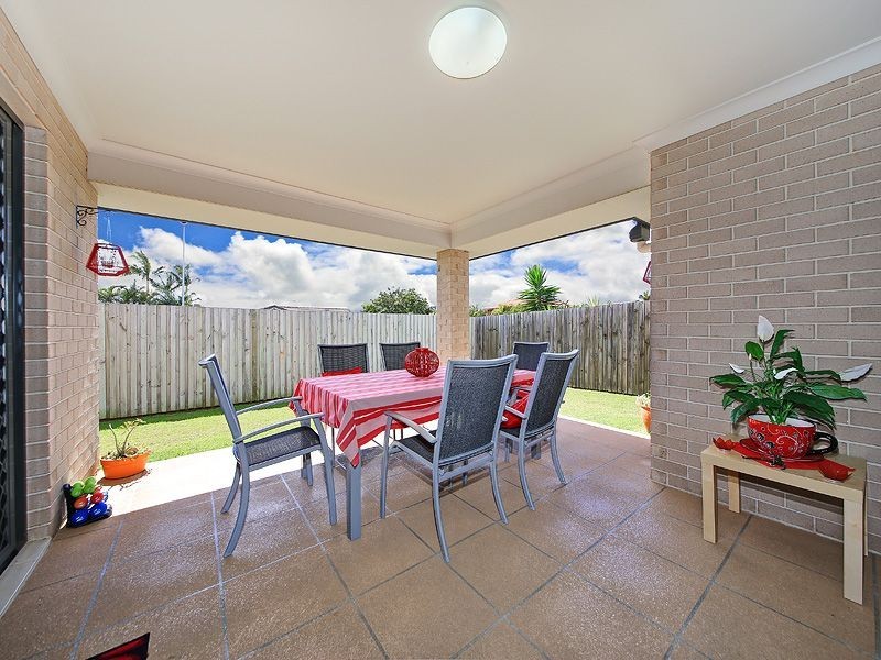 2 Deanna Court, Wellington Point QLD 4160