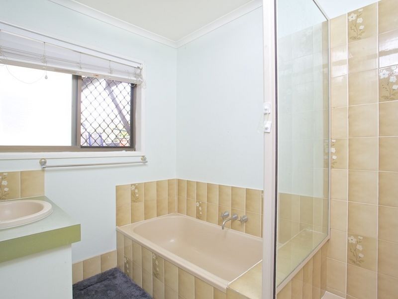 14 Birkdale Road, Birkdale QLD 4159