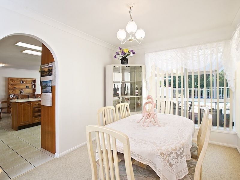 11 Makena Crescent, Birkdale QLD 4159