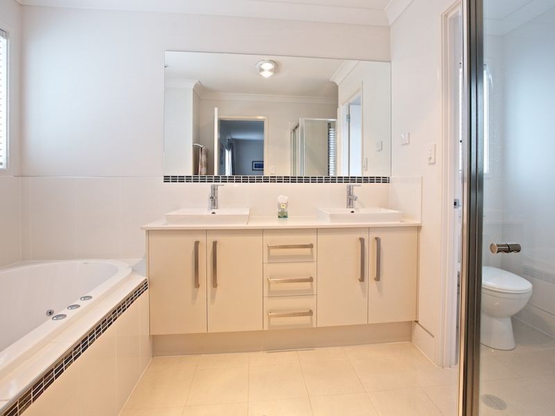 39 Celsa Street, Wellington Point QLD 4160