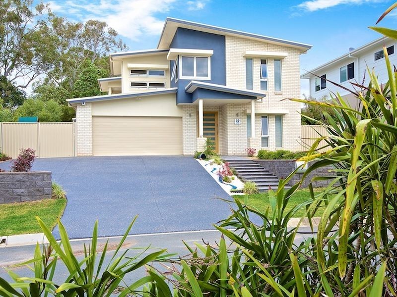 39 Celsa Street, Wellington Point QLD 4160