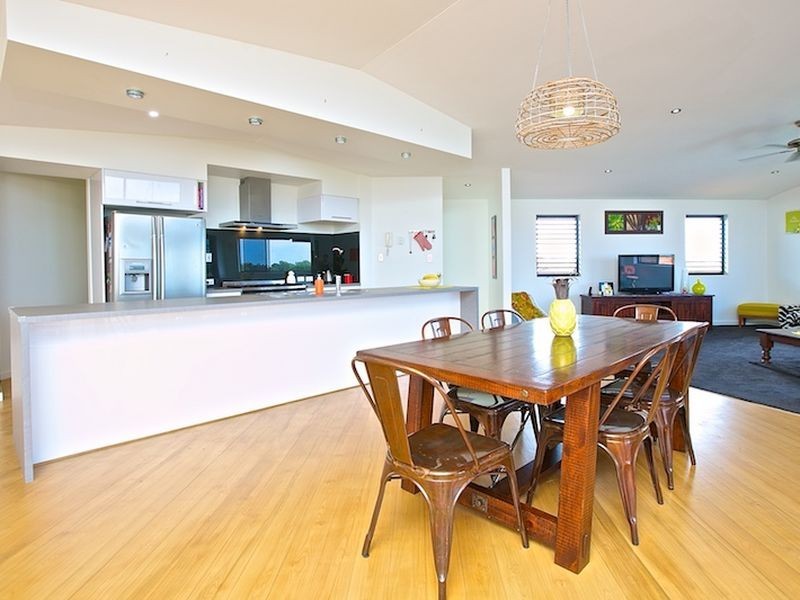 30 Lynch Crescent, Birkdale QLD 4159