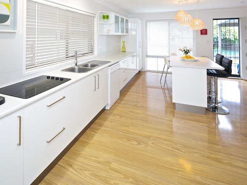 18 Ruth Street, Birkdale QLD 4159