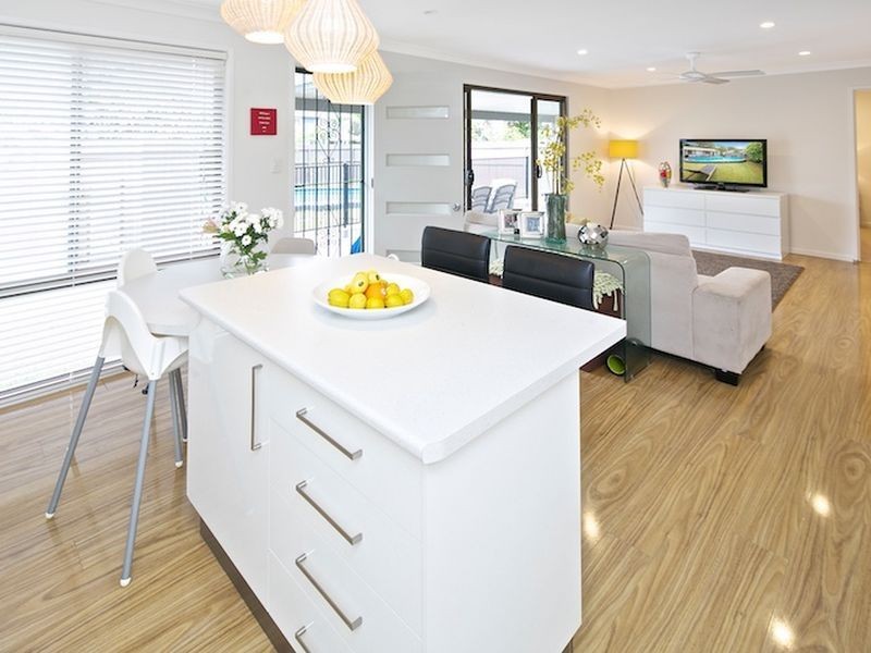 18 Ruth Street, Birkdale QLD 4159