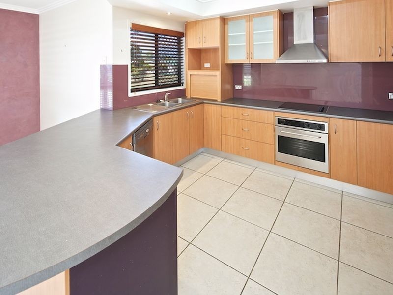 82 Thorneside Road, Thorneside QLD 4158