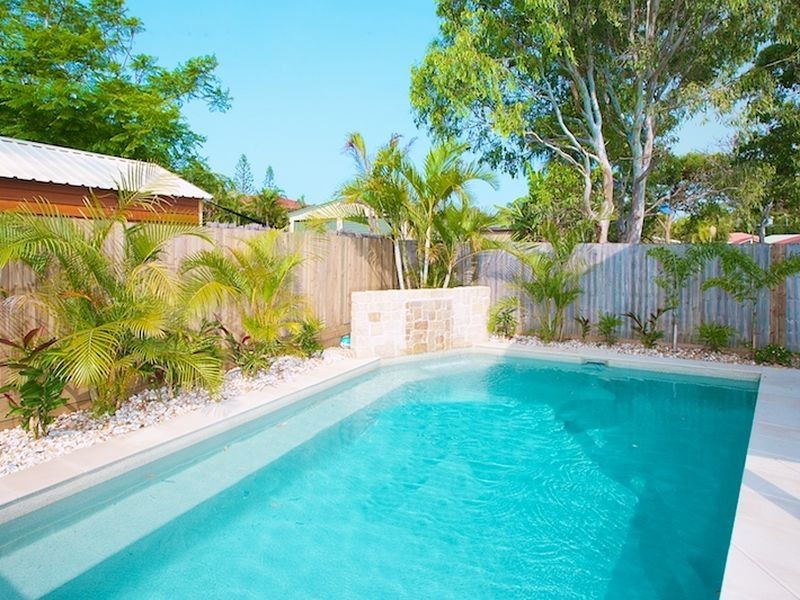 13 Thorneside Road, Thorneside QLD 4158