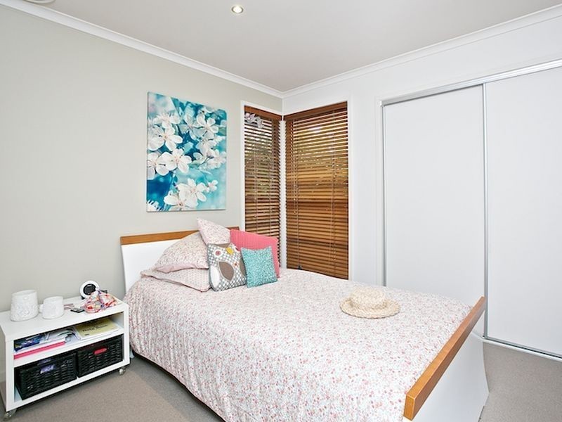 13 Thorneside Road, Thorneside QLD 4158