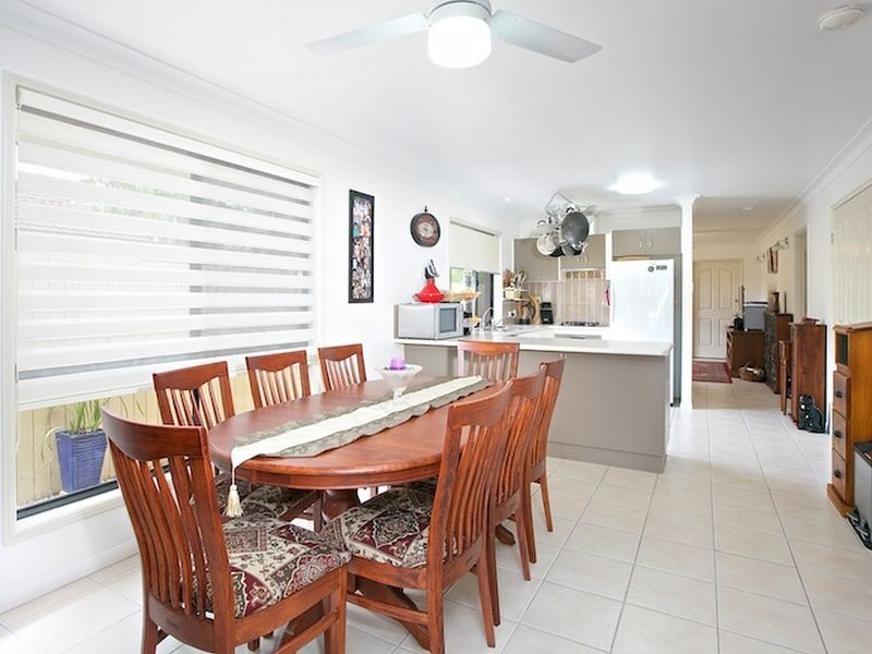 69 Railway Parade, Thorneside QLD 4158