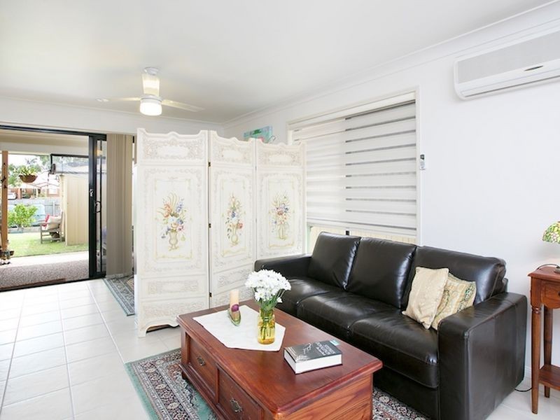 69 Railway Parade, Thorneside QLD 4158