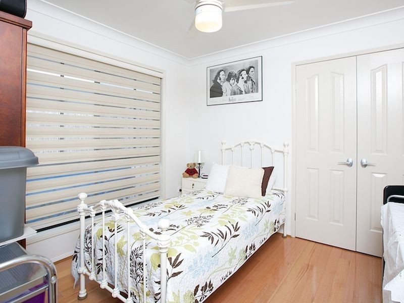 69 Railway Parade, Thorneside QLD 4158