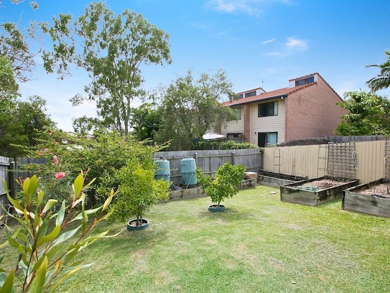 69 Railway Parade, Thorneside QLD 4158