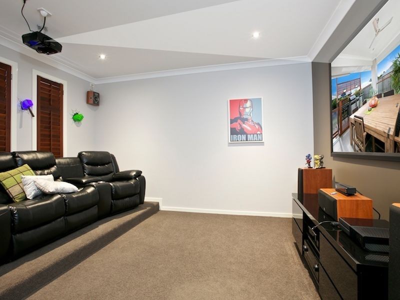 37 Parkgrove Street, Birkdale QLD 4159