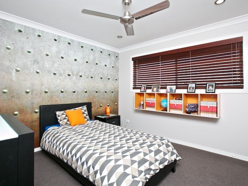 37 Parkgrove Street, Birkdale QLD 4159