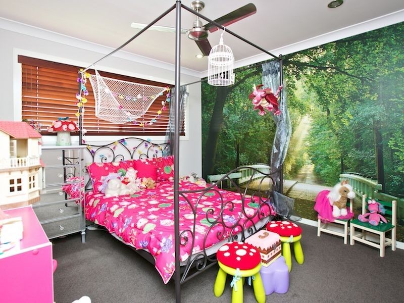 37 Parkgrove Street, Birkdale QLD 4159