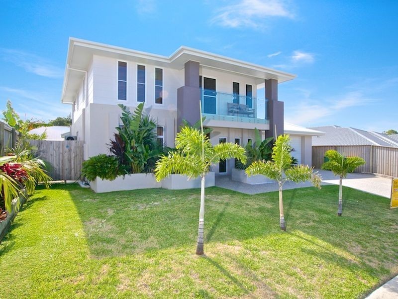 37 Parkgrove Street, Birkdale QLD 4159