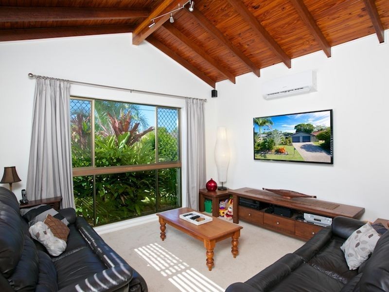 19 Fullerton Street, Birkdale QLD 4159