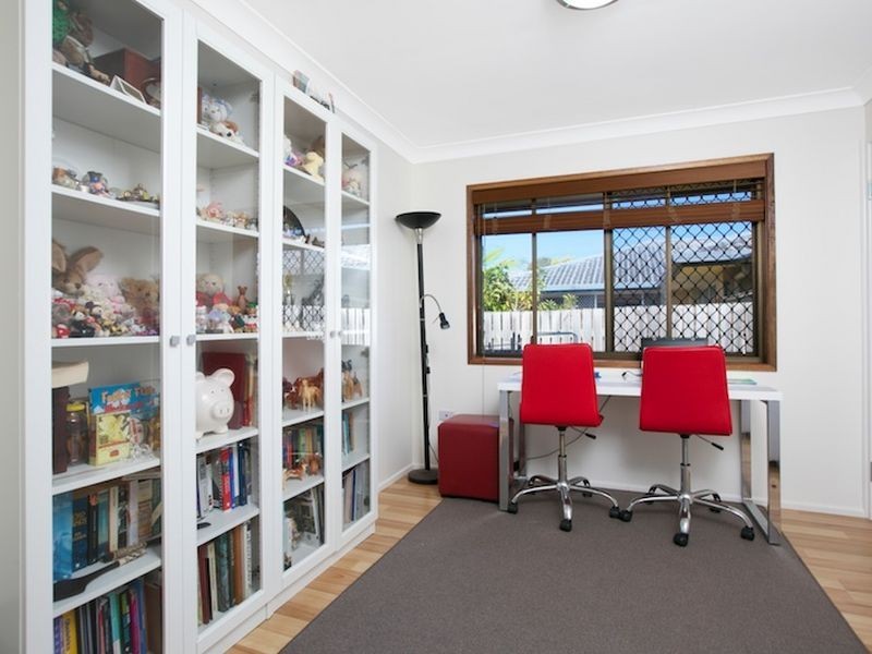 19 Fullerton Street, Birkdale QLD 4159