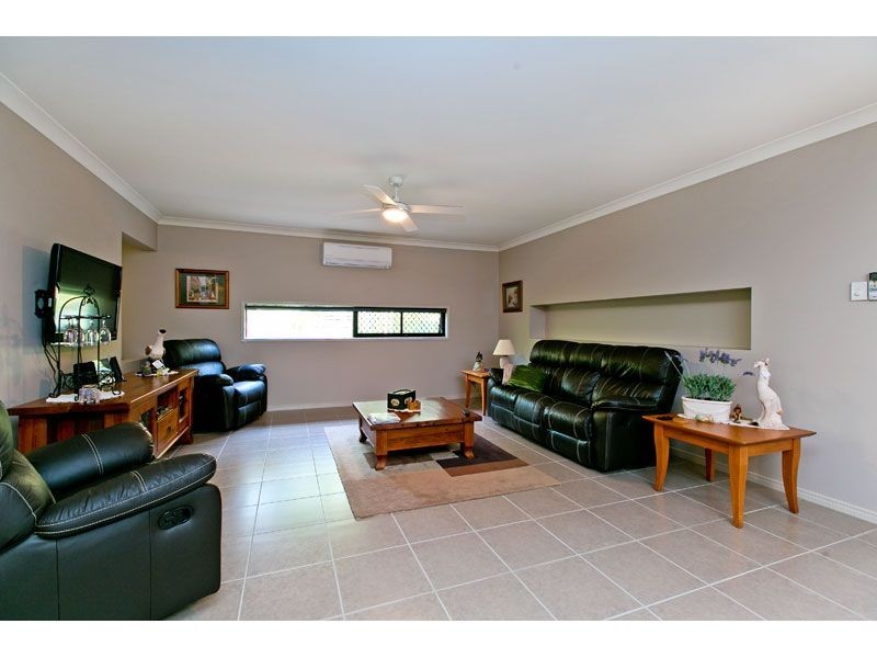 46 Penzance Drive, Redland Bay QLD 4165