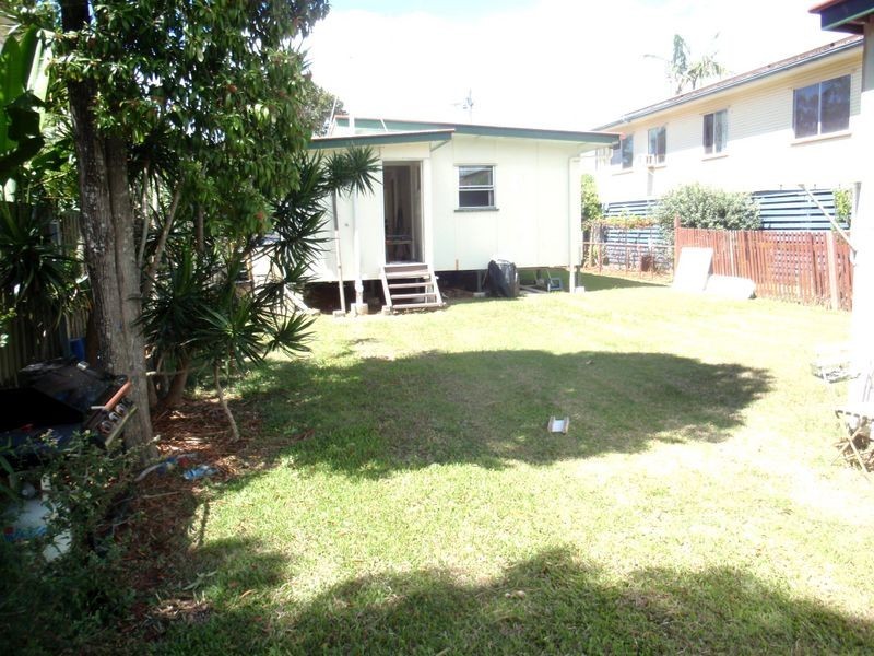 86 Thomas Street, Birkdale QLD 4159