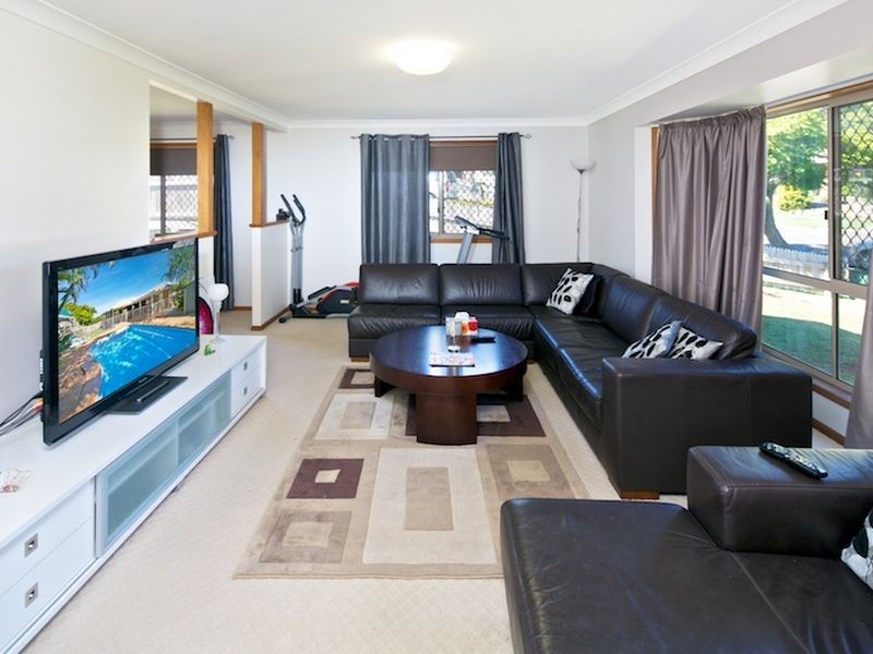 16 Drake Street, Wellington Point QLD 4160