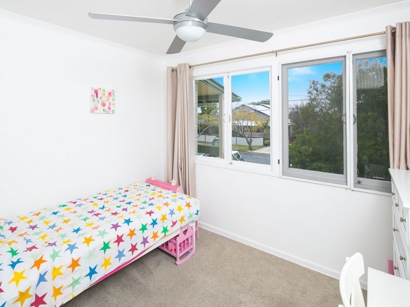 46 Agnes Street, Birkdale QLD 4159