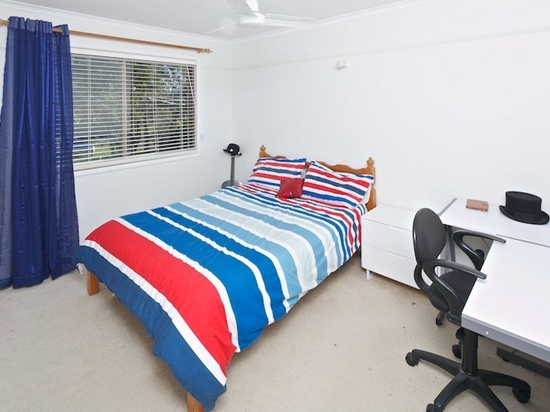 9 Ruth Street, Birkdale QLD 4159