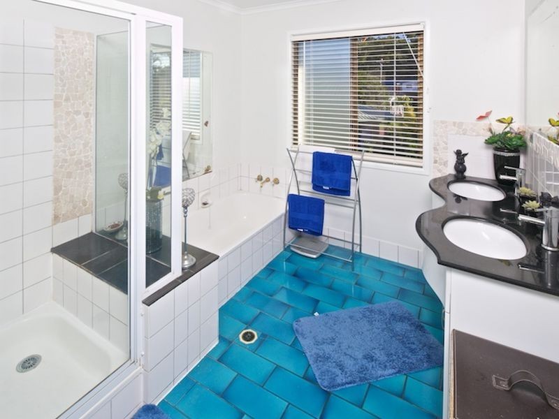 9 Ruth Street, Birkdale QLD 4159