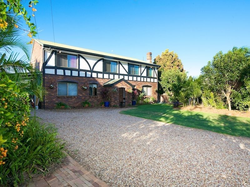 9 Ruth Street, Birkdale QLD 4159