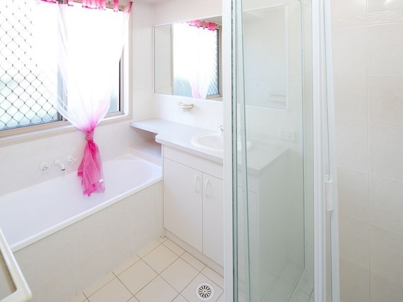 10 Lynch Crescent, Birkdale QLD 4159