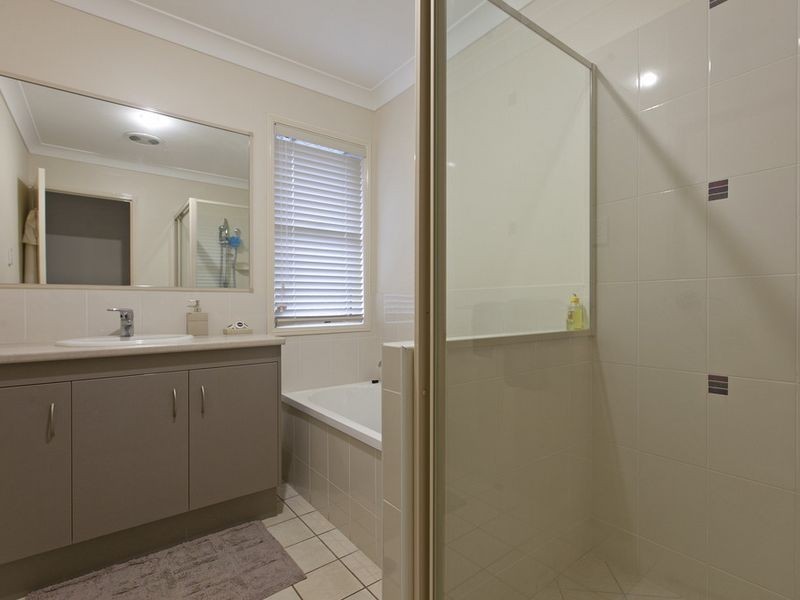 49 Bell Street, Ormiston QLD 4160