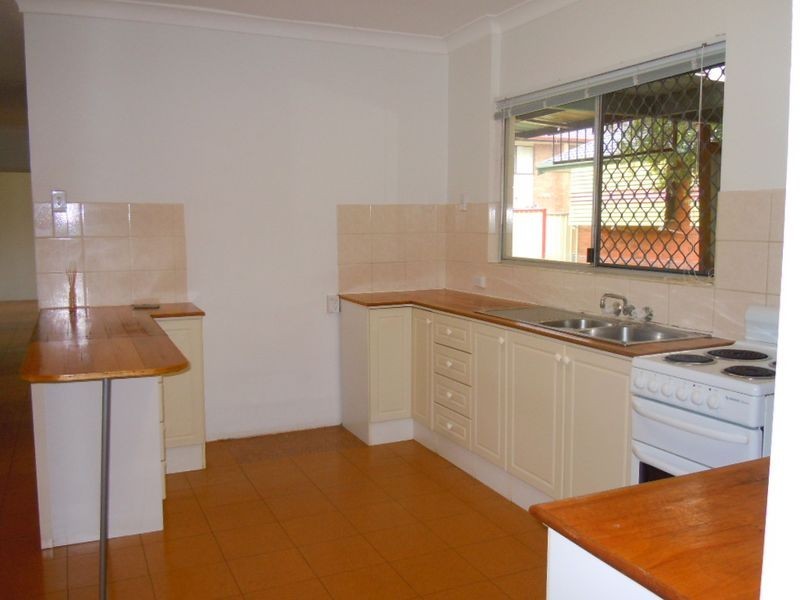 103 Railway Parade, Thorneside QLD 4158