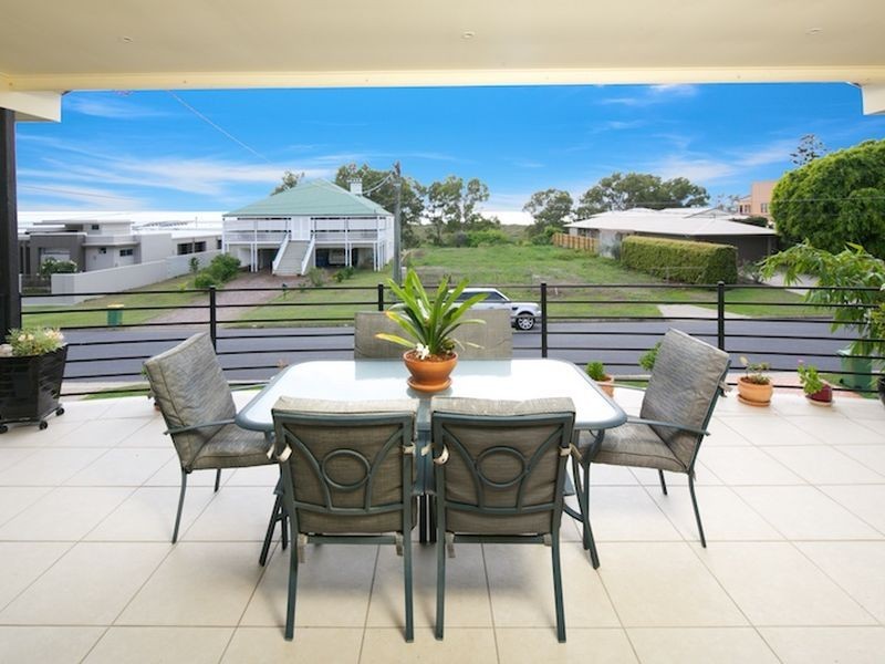 14 Mooroondu Road, Thorneside QLD 4158