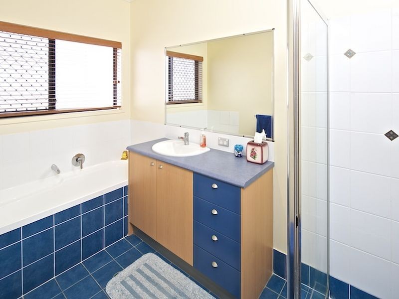 14 Mooroondu Road, Thorneside QLD 4158