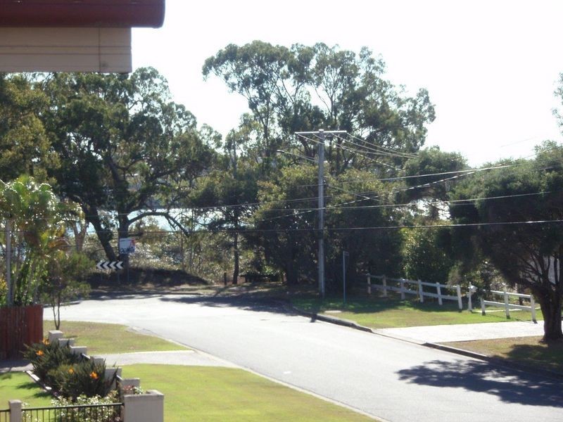 14 Mooroondu Road, Thorneside QLD 4158