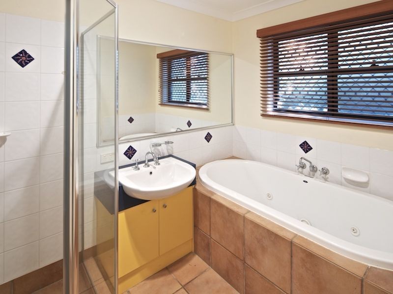 10 Pleasant Court, Cleveland QLD 4163