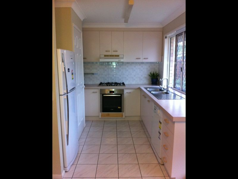 19 Thomas Street, Birkdale QLD 4159