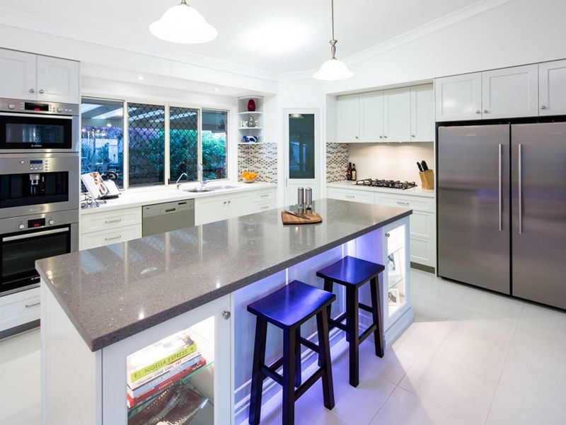 16 Sailfish Avenue, Birkdale QLD 4159