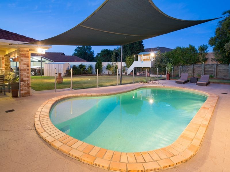 16 Sailfish Avenue, Birkdale QLD 4159